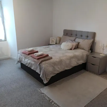 Prázdninový dům Peaceful Breaks At The Convent Auzits