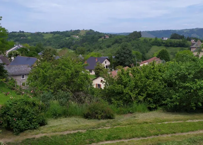 Peaceful Breaks At The Convent Feriehus Auzits